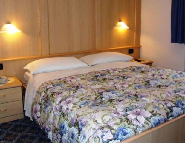 Albergo Fiordaliso كنازاي المظهر الخارجي الصورة